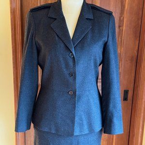 Linda Allard Ellen Tracy Vintage Grey Wool Blend Skirt Suit w/Epaulets; Sz 12P